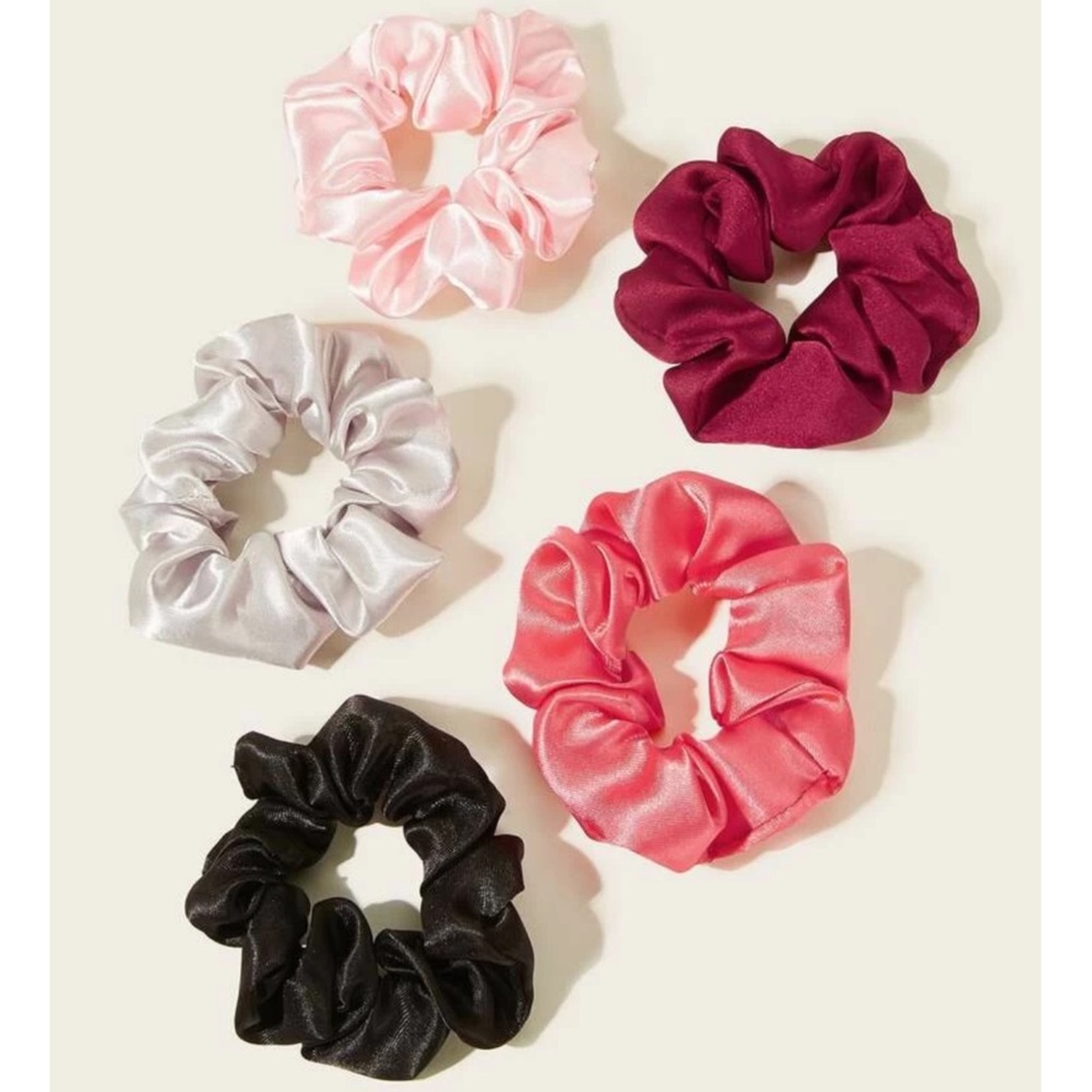 SOLD Luminous 5 pc Scrunchie Set